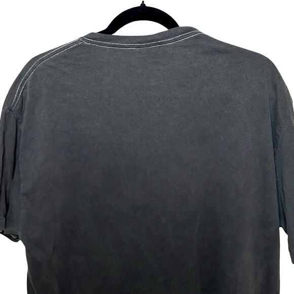 NWT Hot Topic Men’s Nirvana Torn Edge Graphic T-Shirt Size Large - Picture 5 of 6